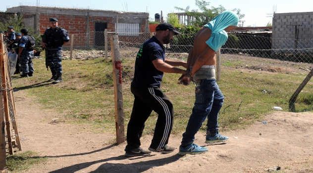 MS Cayó la banda de los pibes del búnker (9)