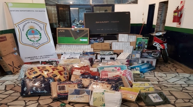 MS DETIENEN A DELINCUENTES DEDICADOS AL ROBO A COMERCIOS Y A LA PIRATERÍA DEL ASFALTO 2