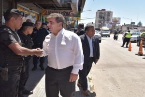 MS Ritondo recorrió uno de los operativos implementados para reforzar la lucha contra los delitos bajo modalidad motochorros (1)