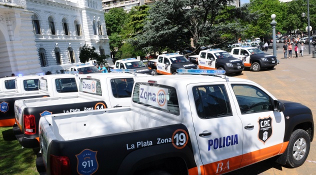 MS entrega de patrulleros (1)
