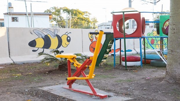 SIGUEN FIRMES LAS OBRAS EN PLAZAS DE BERAZATEGUI (3)
