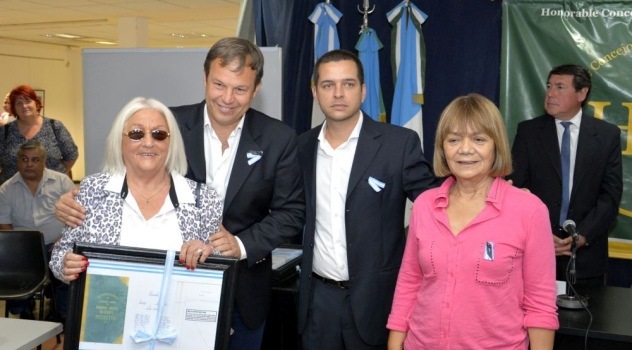 ab Homenaje víctimasl golpe 1976