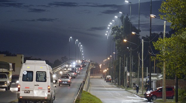 ab Luminarias en puente de Claypole (4)