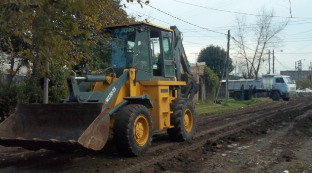 ab Mejora de calles en Glew_2828