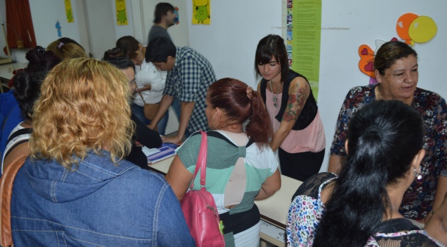 ab arrancaron talleres gratuitos