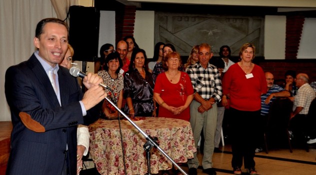 ee AlmuerzoClubPortugues
