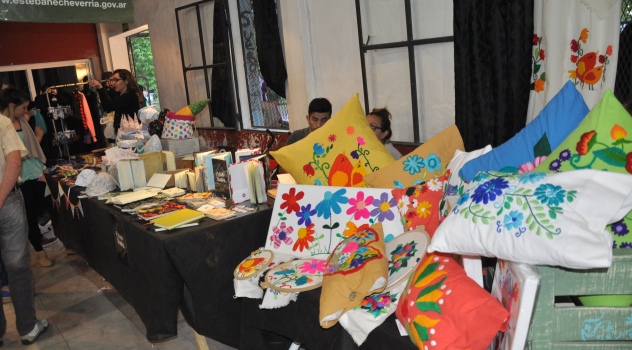 ee Feria de Diseño11-15