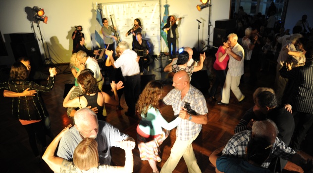 ee Festival de tango