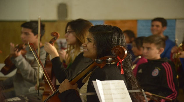 ee Gray- Orquestas Juveniles (1)