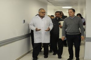ee GrayNvasInstalacHospitalSantamarina- bendición (1)