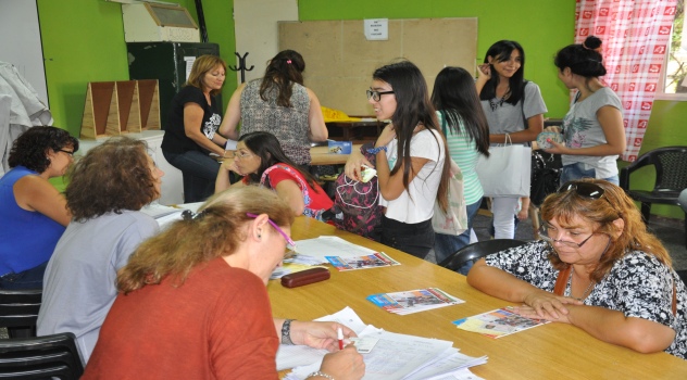 ee Inscripción Esc Artes y Oficios