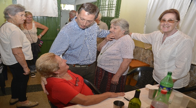 ee Luis Guillón (1)