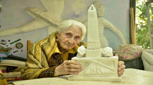 ee Patricia Simek