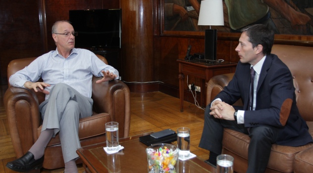 ee Reunión Gollán-Gray