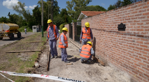 ee Tareas en veredas plazoleta avenida Santamarina (1)