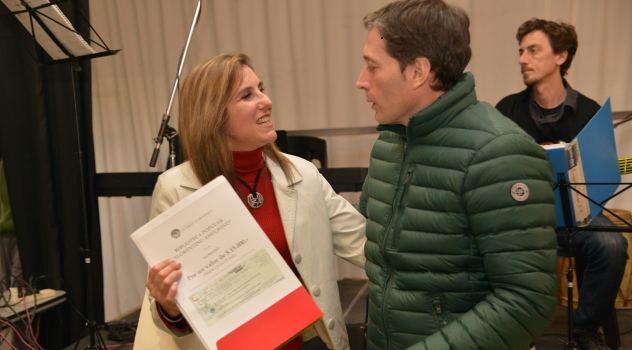 ee bibliotAmeghino-1