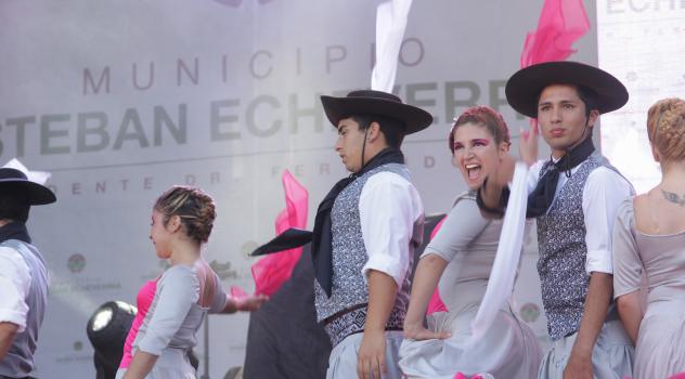 ee fest danzas juv