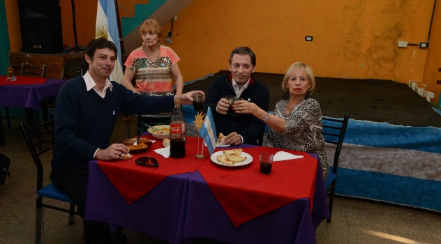 ee gray los guillonenses-2 (1)