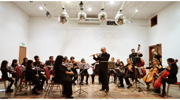 ee music clasica