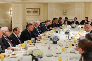 macri desayno1