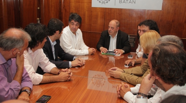 mgp Int. Arroyo junto Jorge Macri. (1)