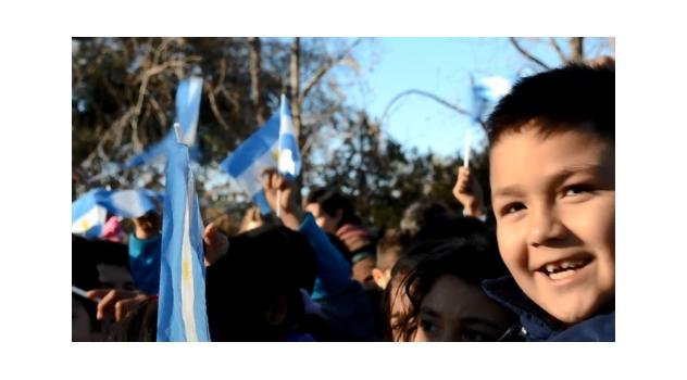 mp dia bandera
