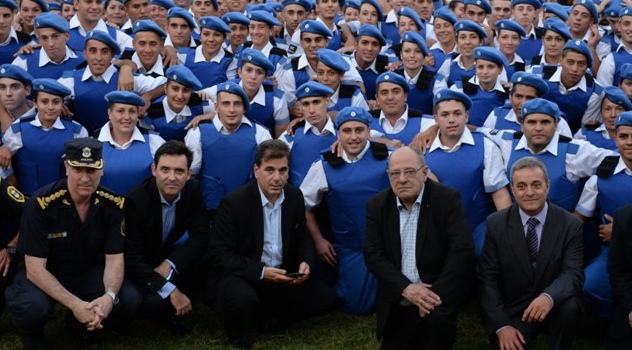 ms Arroyo,Ritondo, egreso policias locales