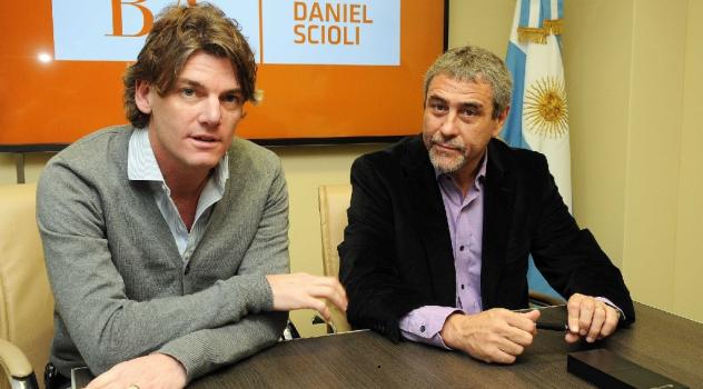 ms NICOLAS_SCIOLI_Y_JORGE_FERRARESI