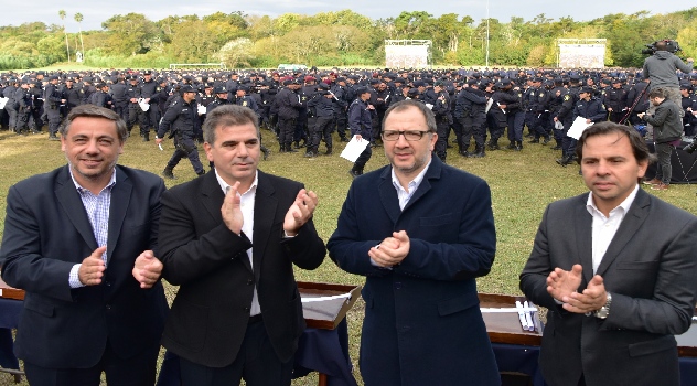 ms RitondoEgreso2000OficSubayudantesPolicíaProv